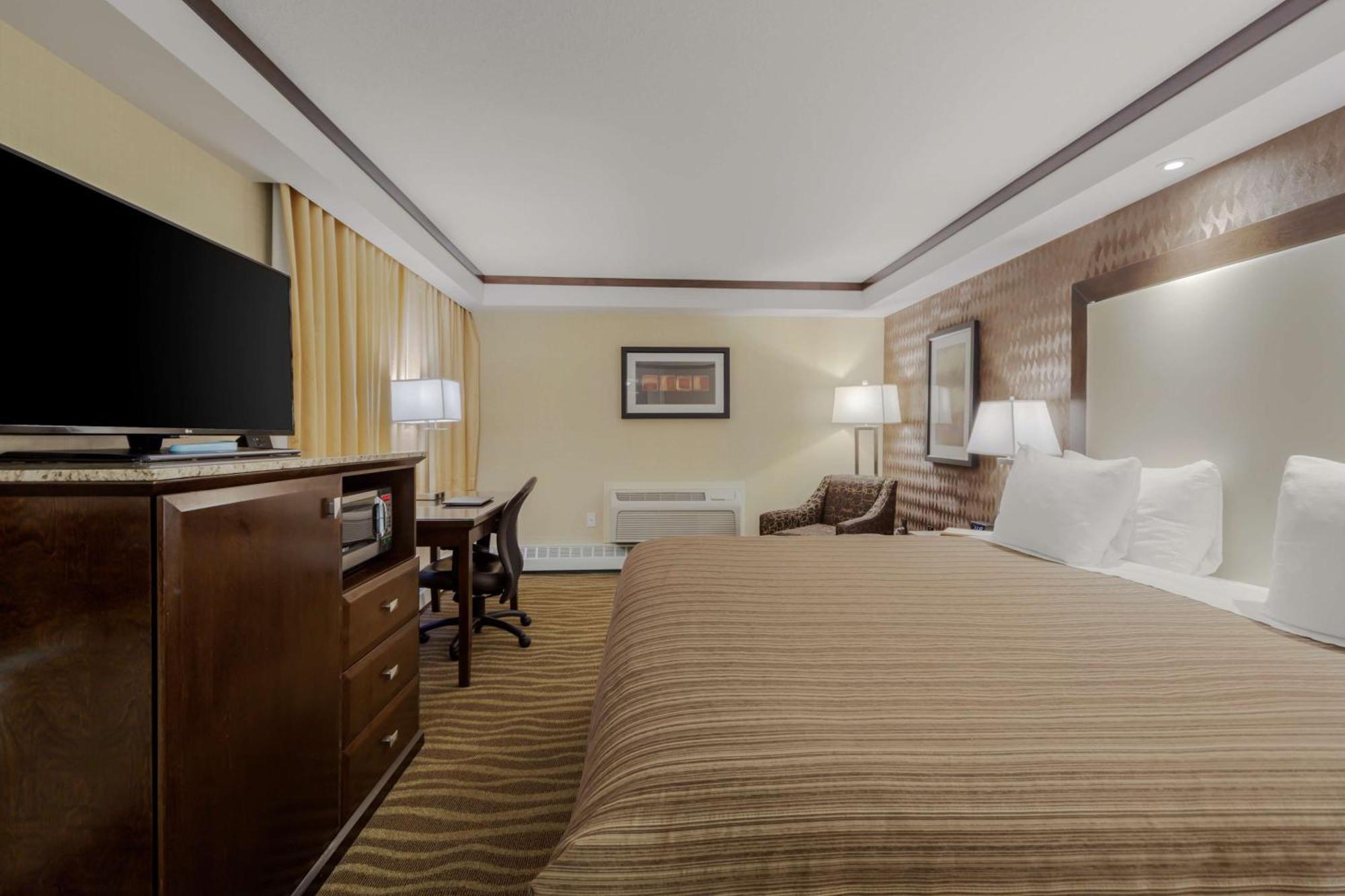 Best Western Premier Denham Inn & Suites Ледук Экстерьер фото