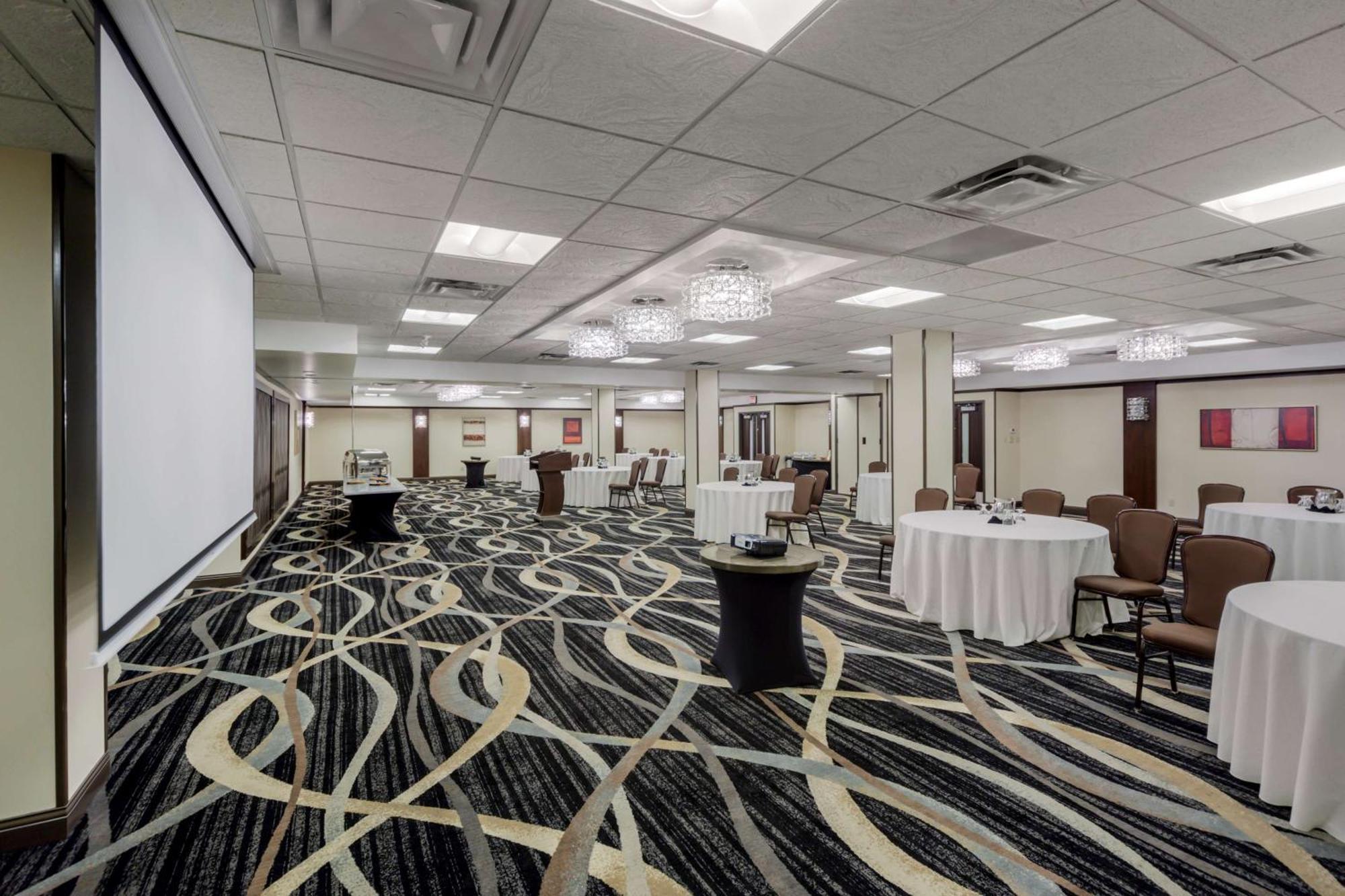 Best Western Premier Denham Inn & Suites Ледук Экстерьер фото